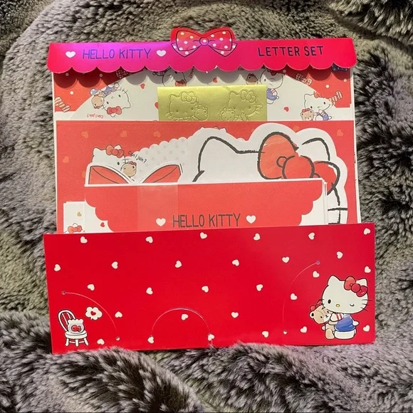 Hello Kitty Letter Set - Picture 2 of 5